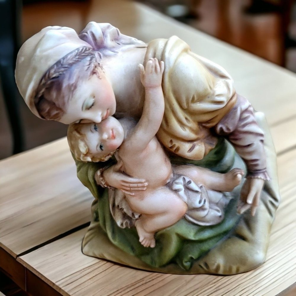 Vintage Antonio Borsato Signed Madonna Child Porcelain Figurine Italy PRESTINE